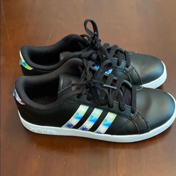 adidas hook and loop shoes